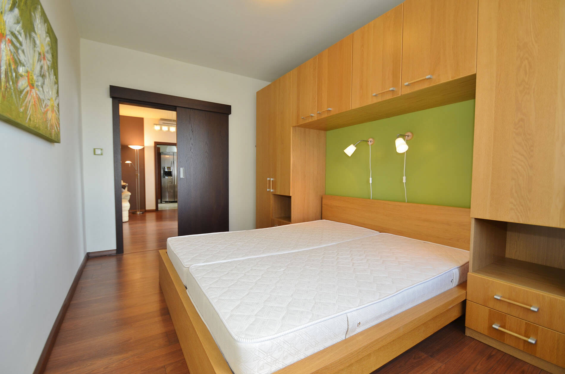 Zrekonštruovaný 4-izbový byt v Bratislave - Karlova Ves
